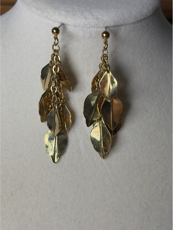 Jewelry - Gold Tone Three Tone Leaf Dangle Earrings